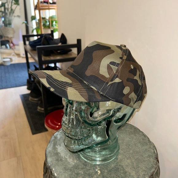 CAMO HAT - Picture 5 of 6